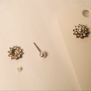 Jewelry - 4 for $12: Unique Pearl Like Flowers Jewelry - 4 for $12: Unique Pearl Like Flowers